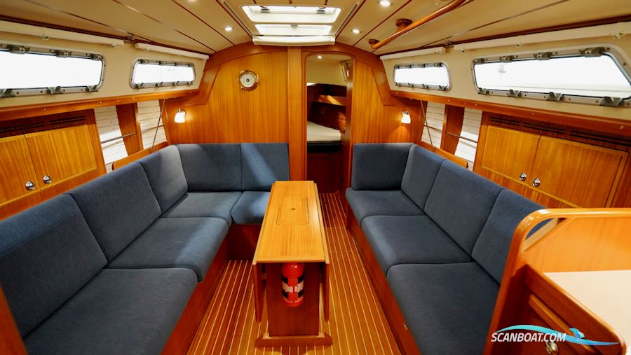 Hallberg-Rassy 310
