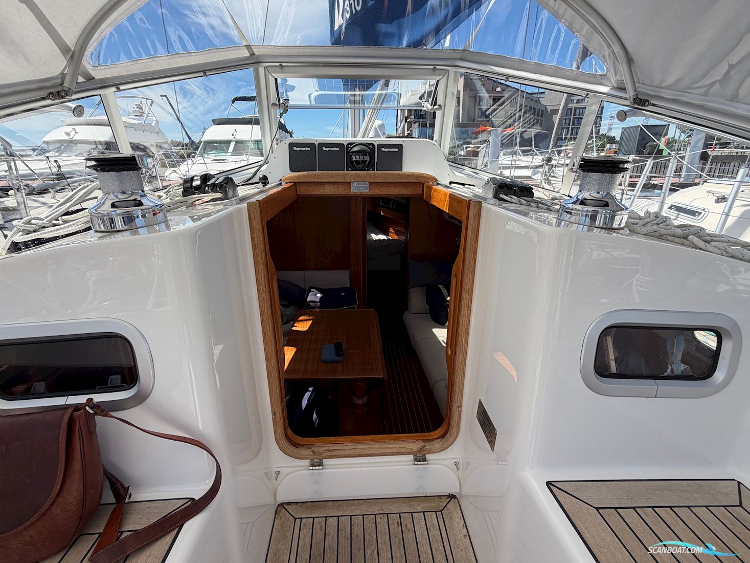 Hallberg Rassy 310