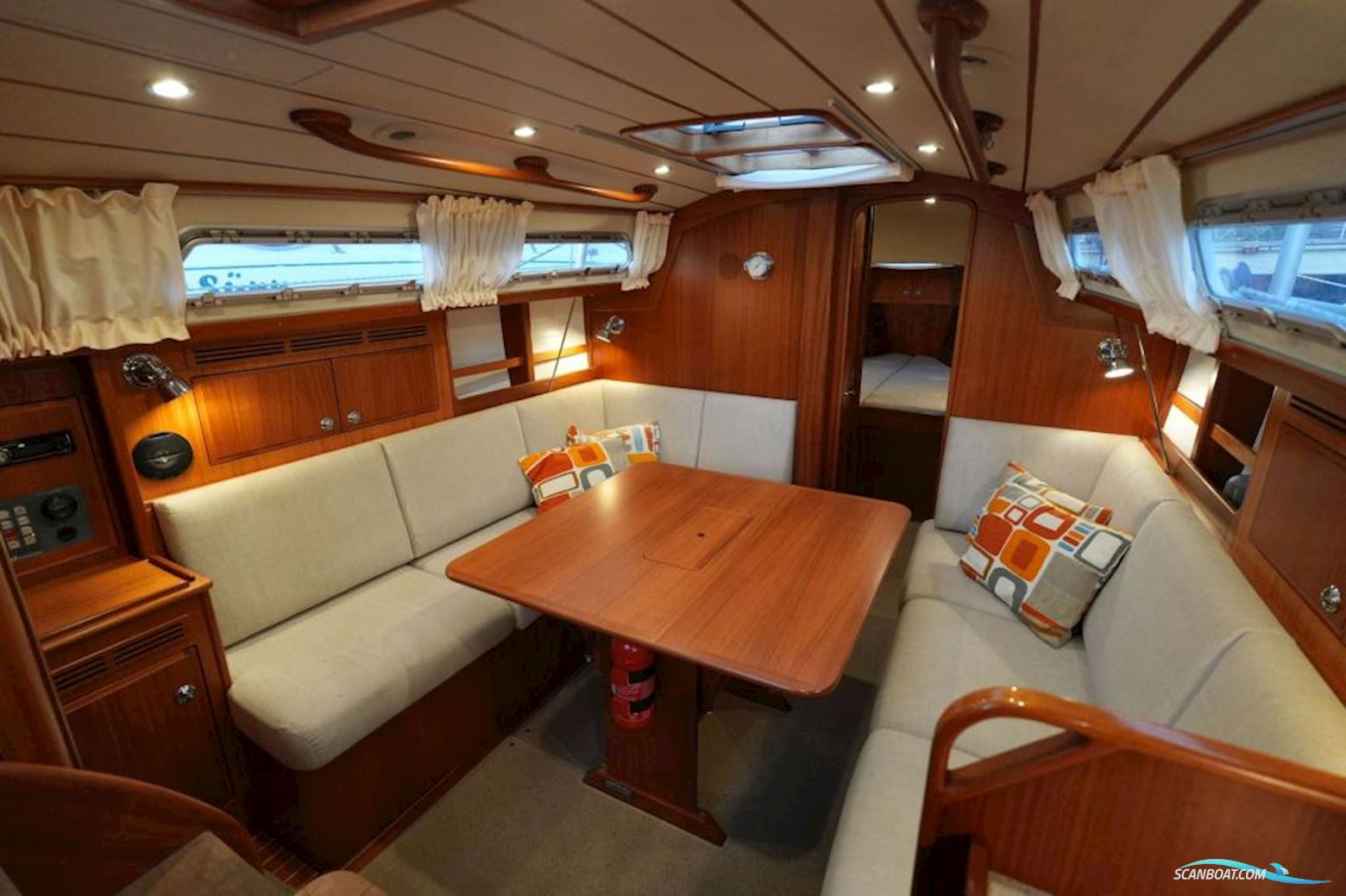 Hallberg-Rassy 310