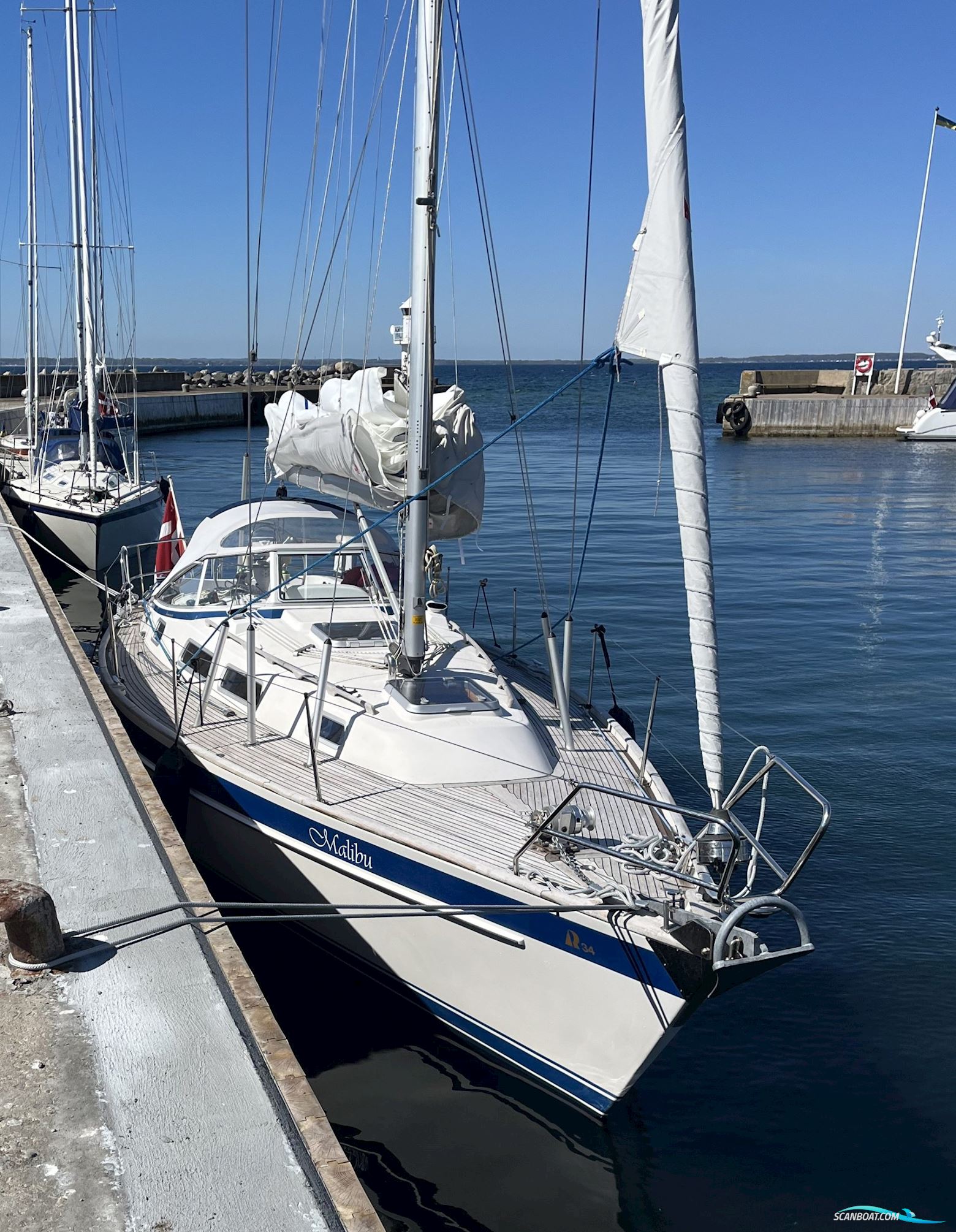 Hallberg-Rassy 34 SC