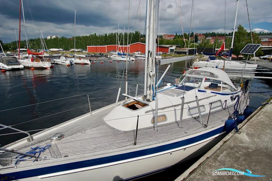 Hallberg-Rassy 34 Sejlbåd 2000, med Volvo Penta MD2030 motor, Sverige