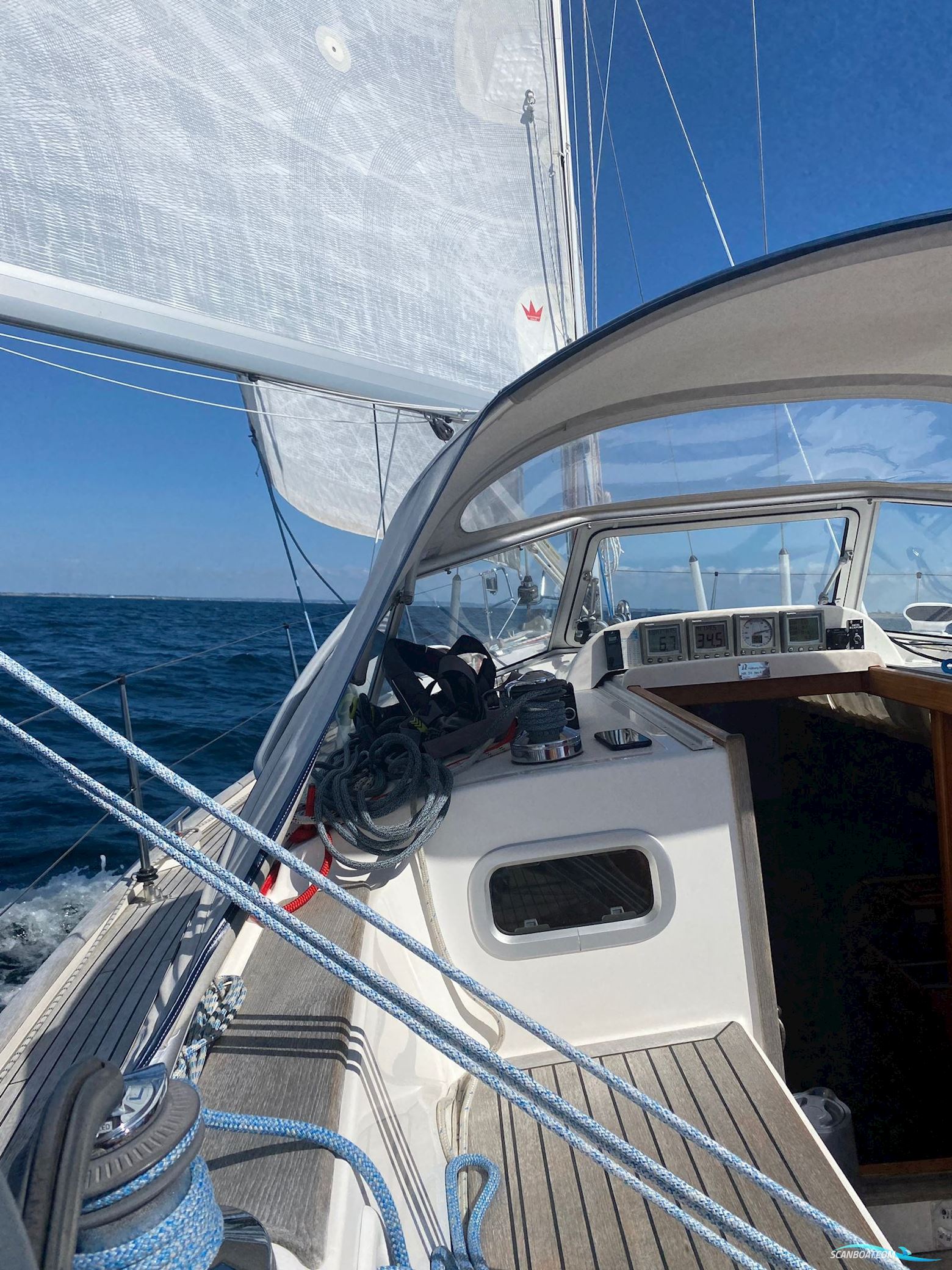 Hallberg Rassy 34