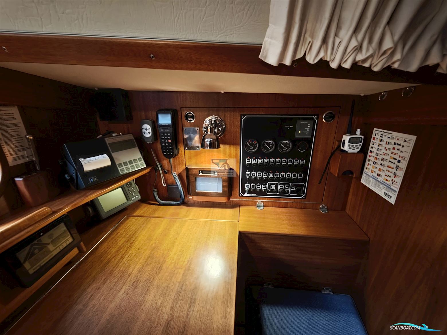 Hallberg Rassy 34