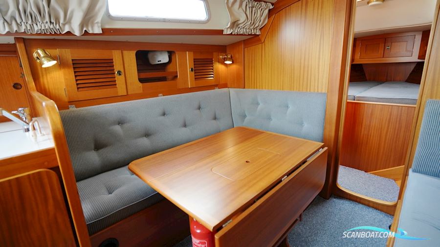 Hallberg-Rassy 34