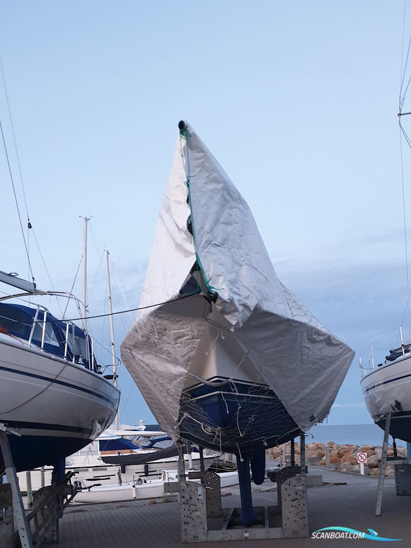 Hallberg-Rassy 34