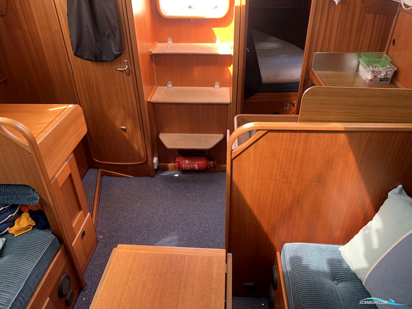 Hallberg-Rassy 34