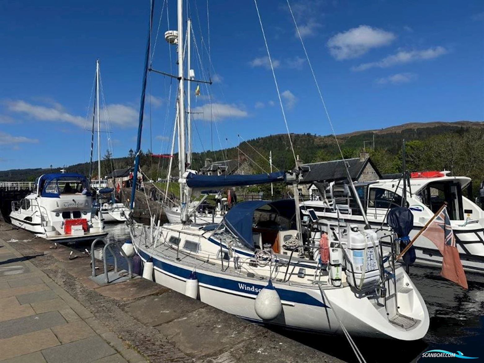 Hallberg-rassy 34