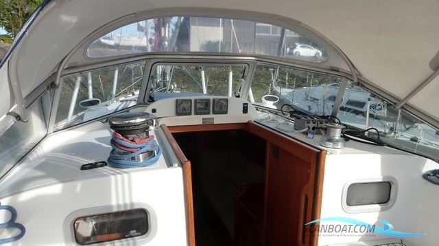 Hallberg Rassy 34