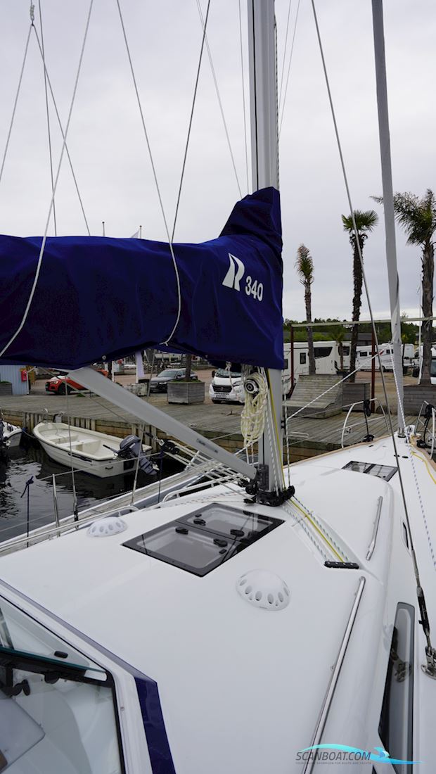 Hallberg-Rassy 340