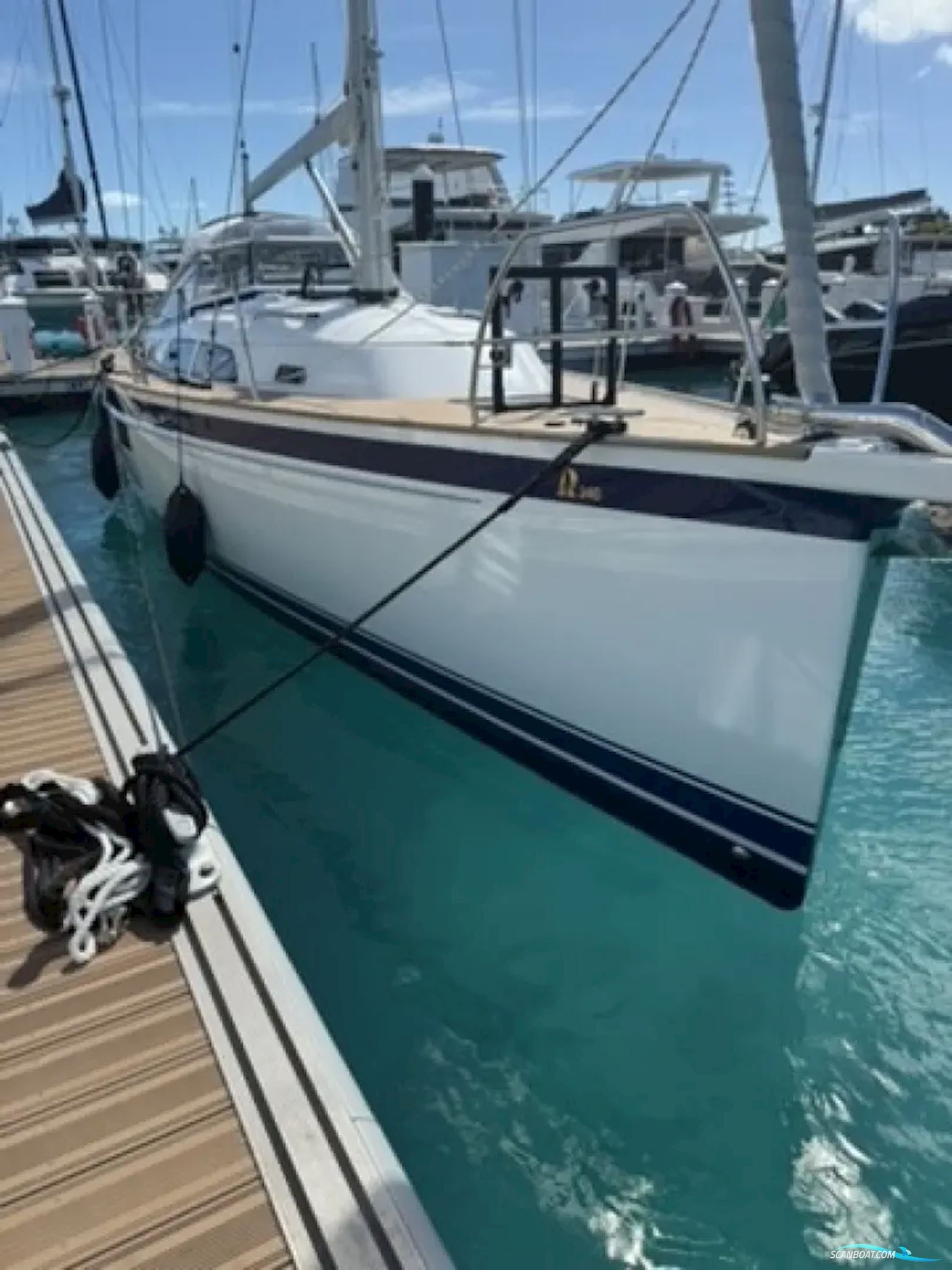 Hallberg-rassy 340