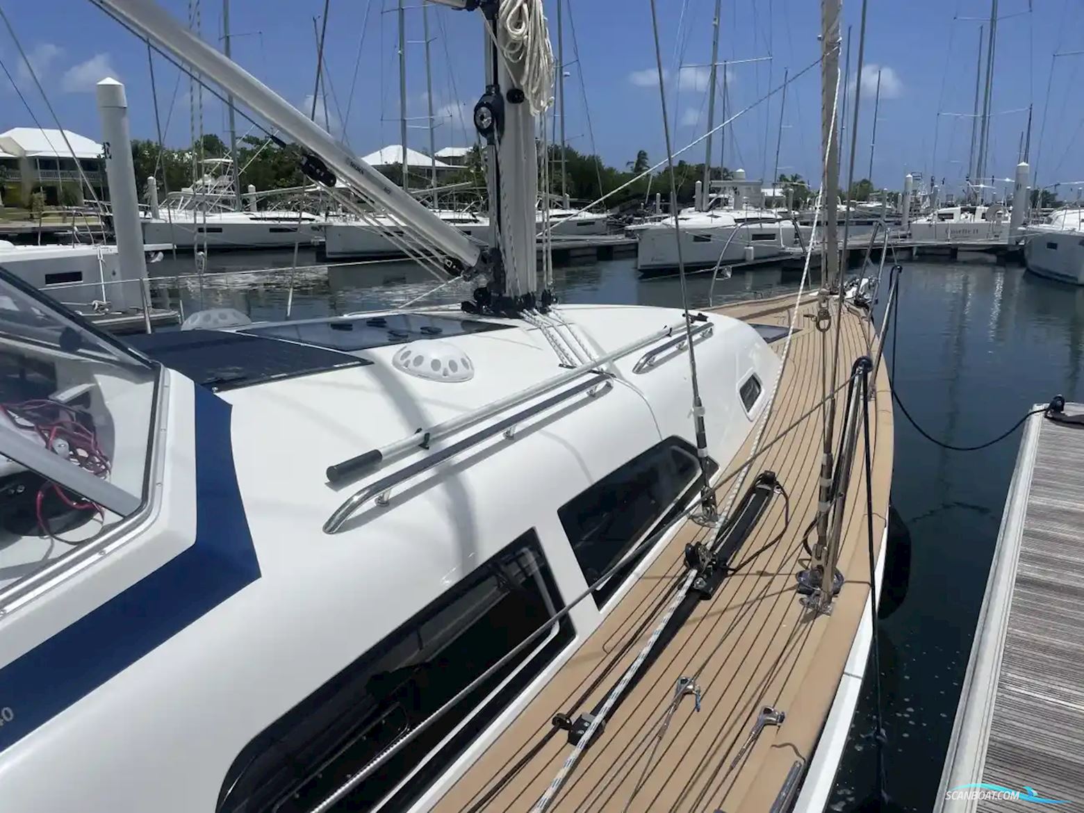 Hallberg-rassy 340