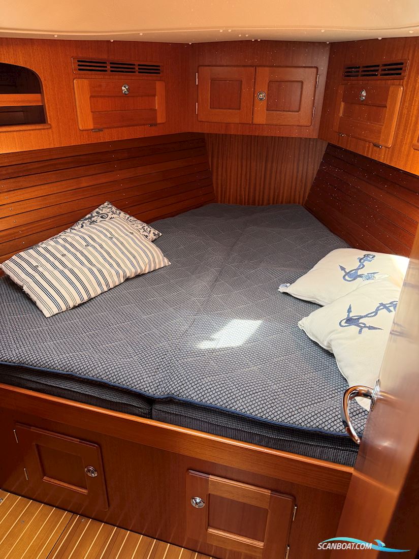Hallberg-Rassy 342