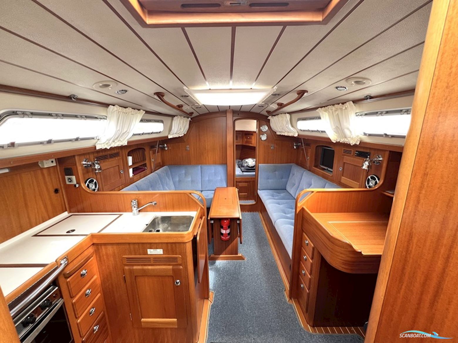 Hallberg Rassy 342