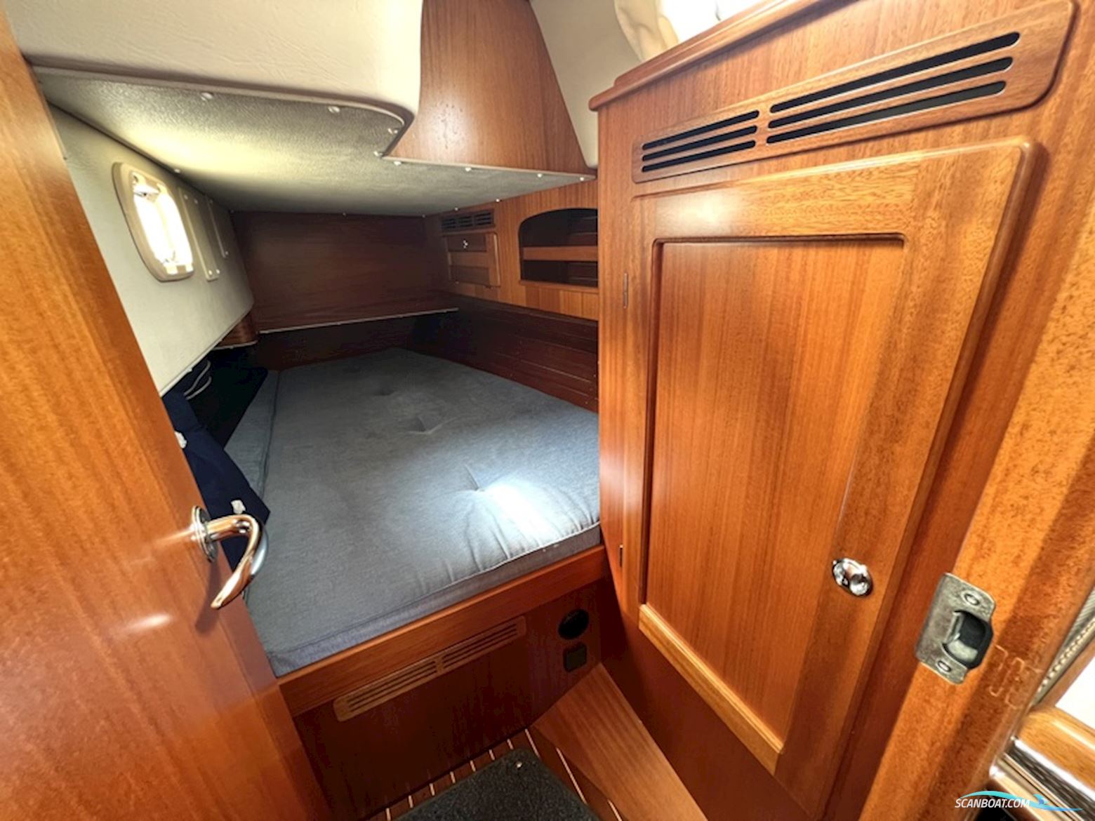 Hallberg Rassy 342