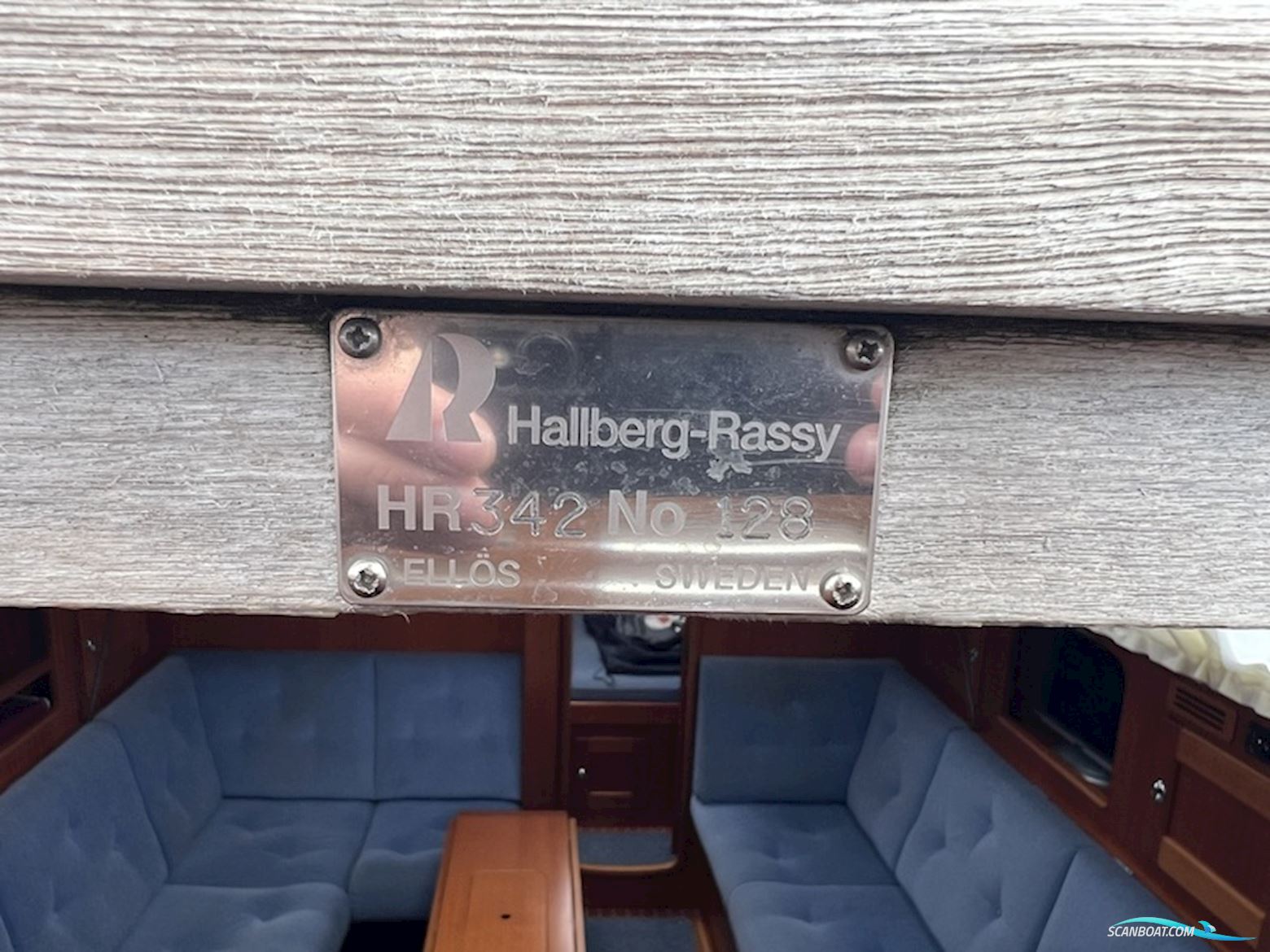 Hallberg Rassy 342