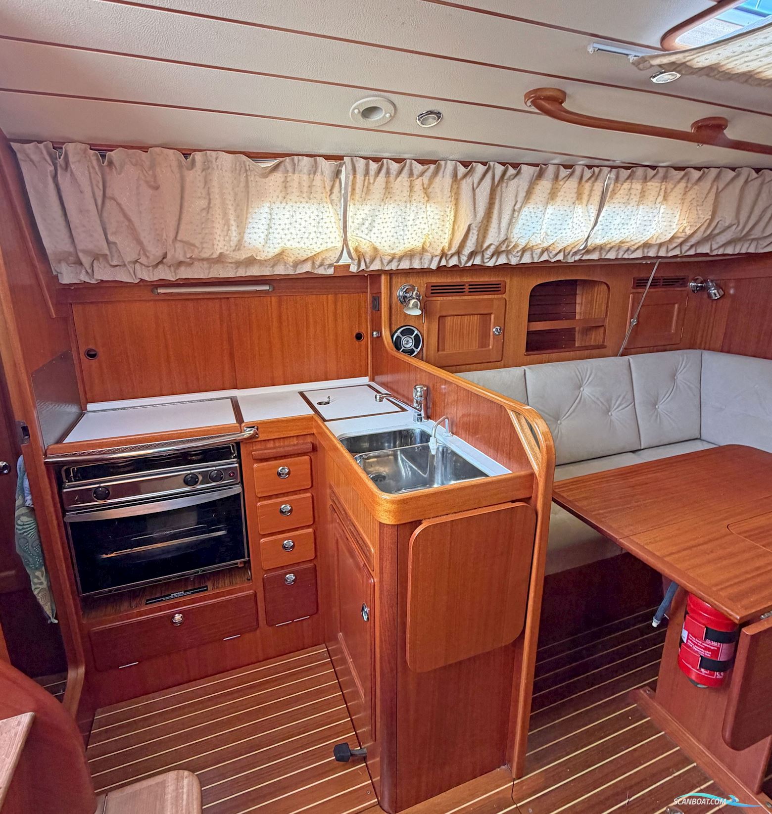 Hallberg-Rassy 342