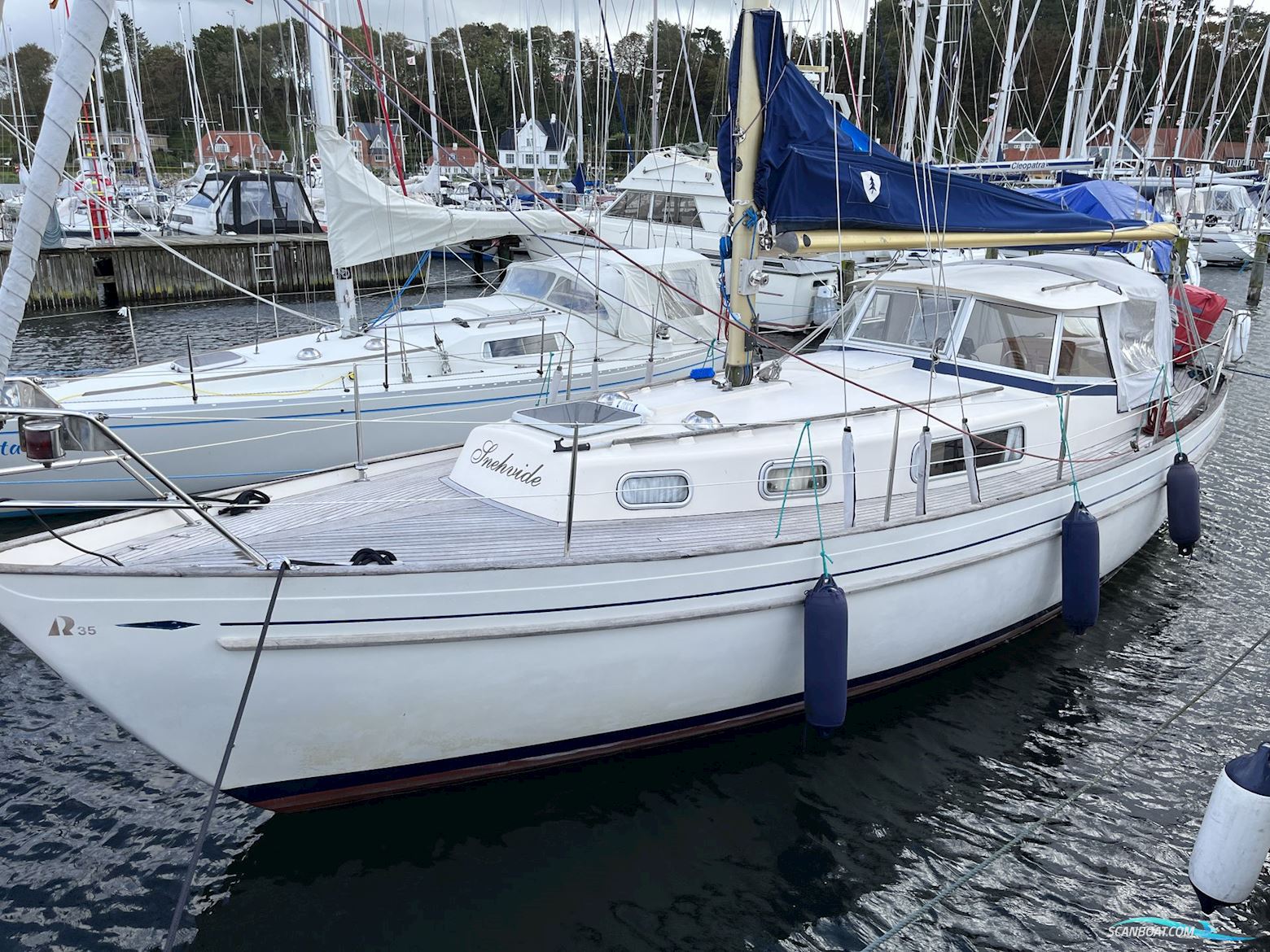 Hallberg Rassy 35 - Rasmus - 1976 - Mariager Sejlbåd 1976, med Volvo D2-55 (Ilagt 2020) motor, Danmark