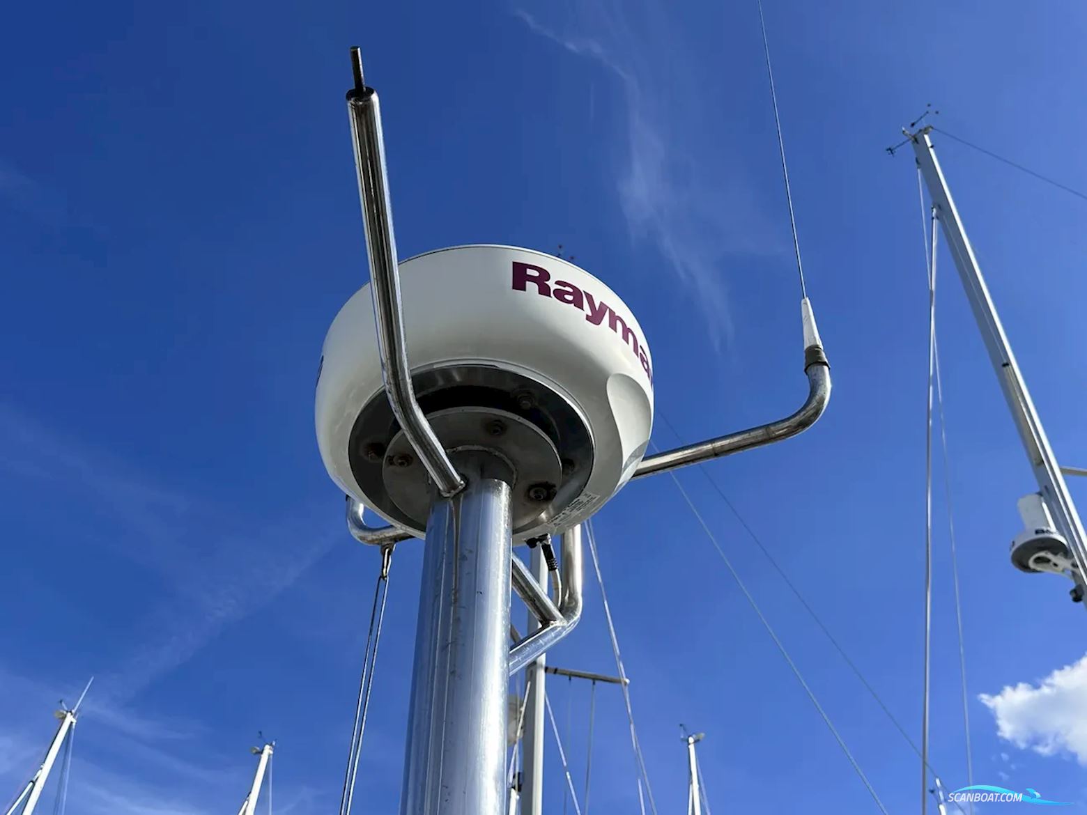 Hallberg-rassy 352