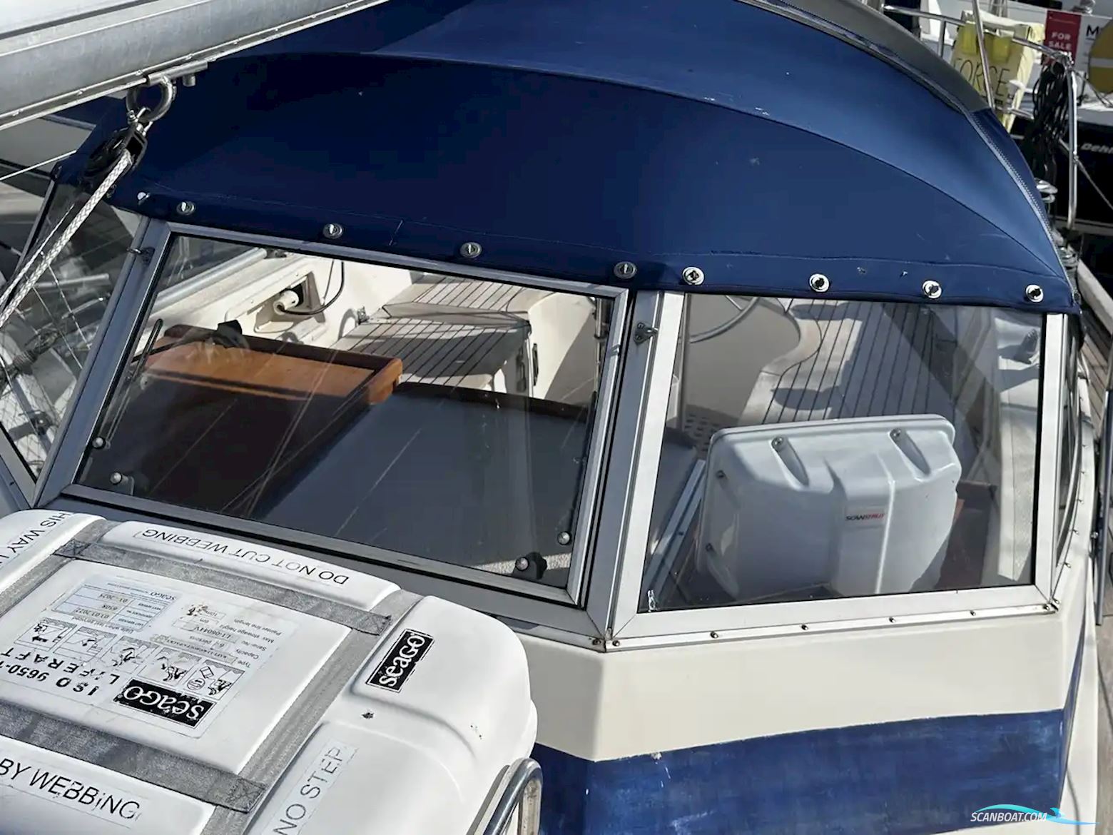 Hallberg-rassy 352