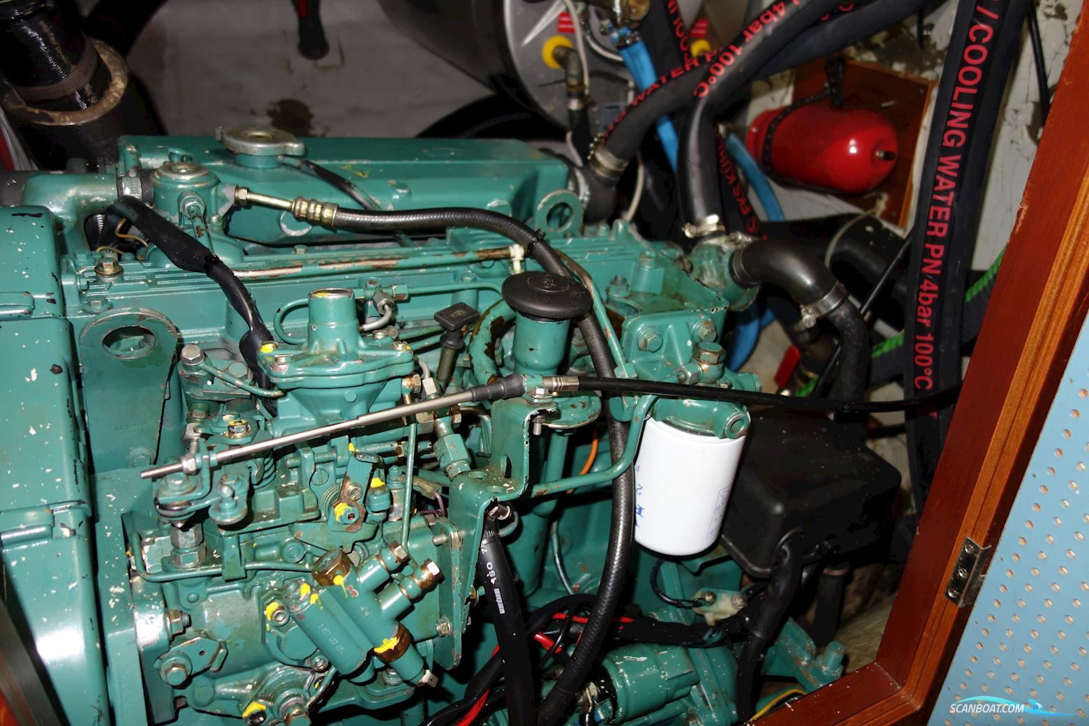 Hallberg-Rassy 352