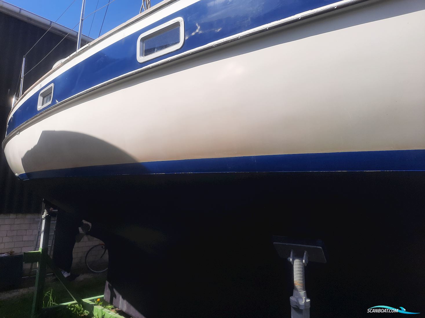 Hallberg-Rassy 352