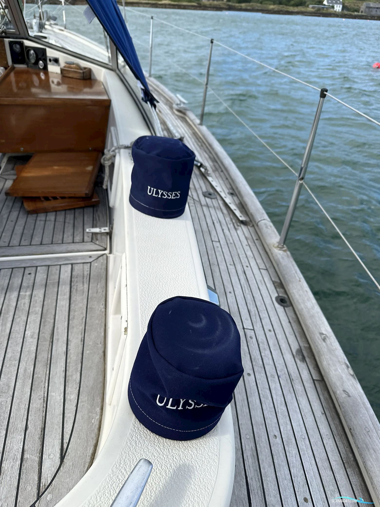 Hallberg-Rassy 352