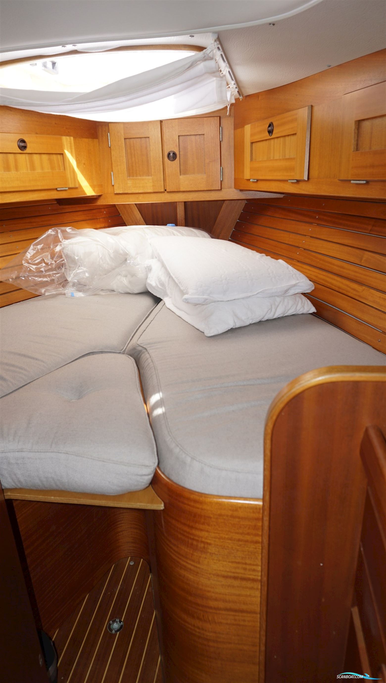 Hallberg Rassy 36 MK I
