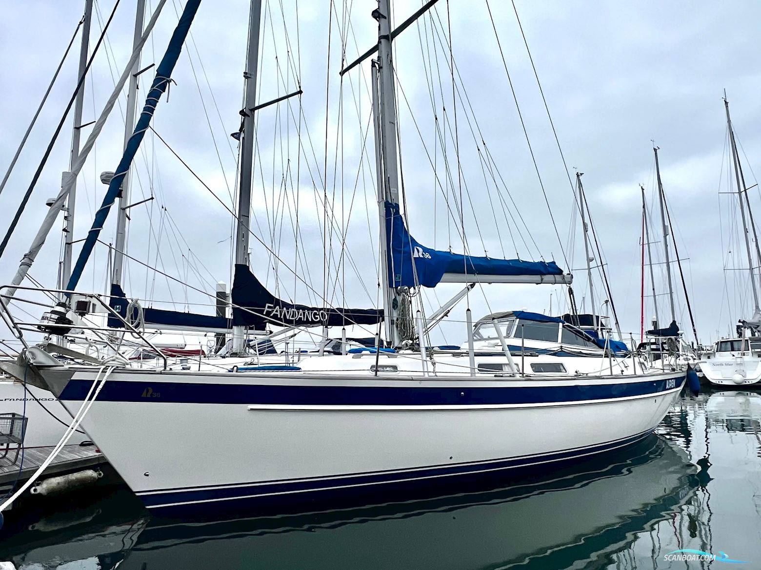 Hallberg Rassy 36 Sejlbåd 2001, med Volvo Penta motor, England