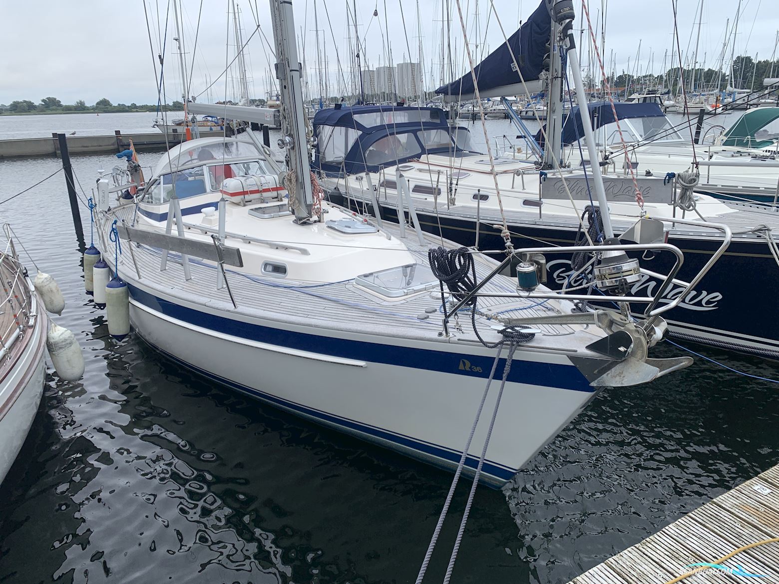 Hallberg-Rassy 36