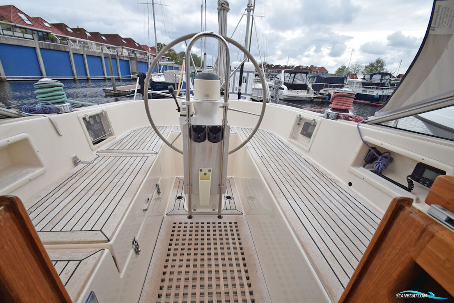 Hallberg Rassy 36