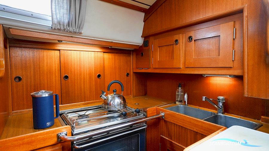 Hallberg-Rassy 36
