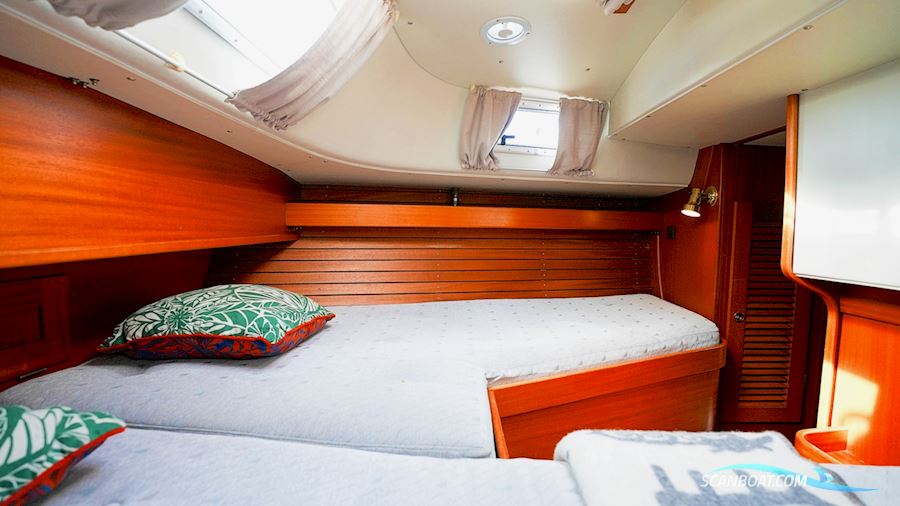 Hallberg-Rassy 36