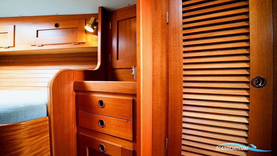 Hallberg-Rassy 36