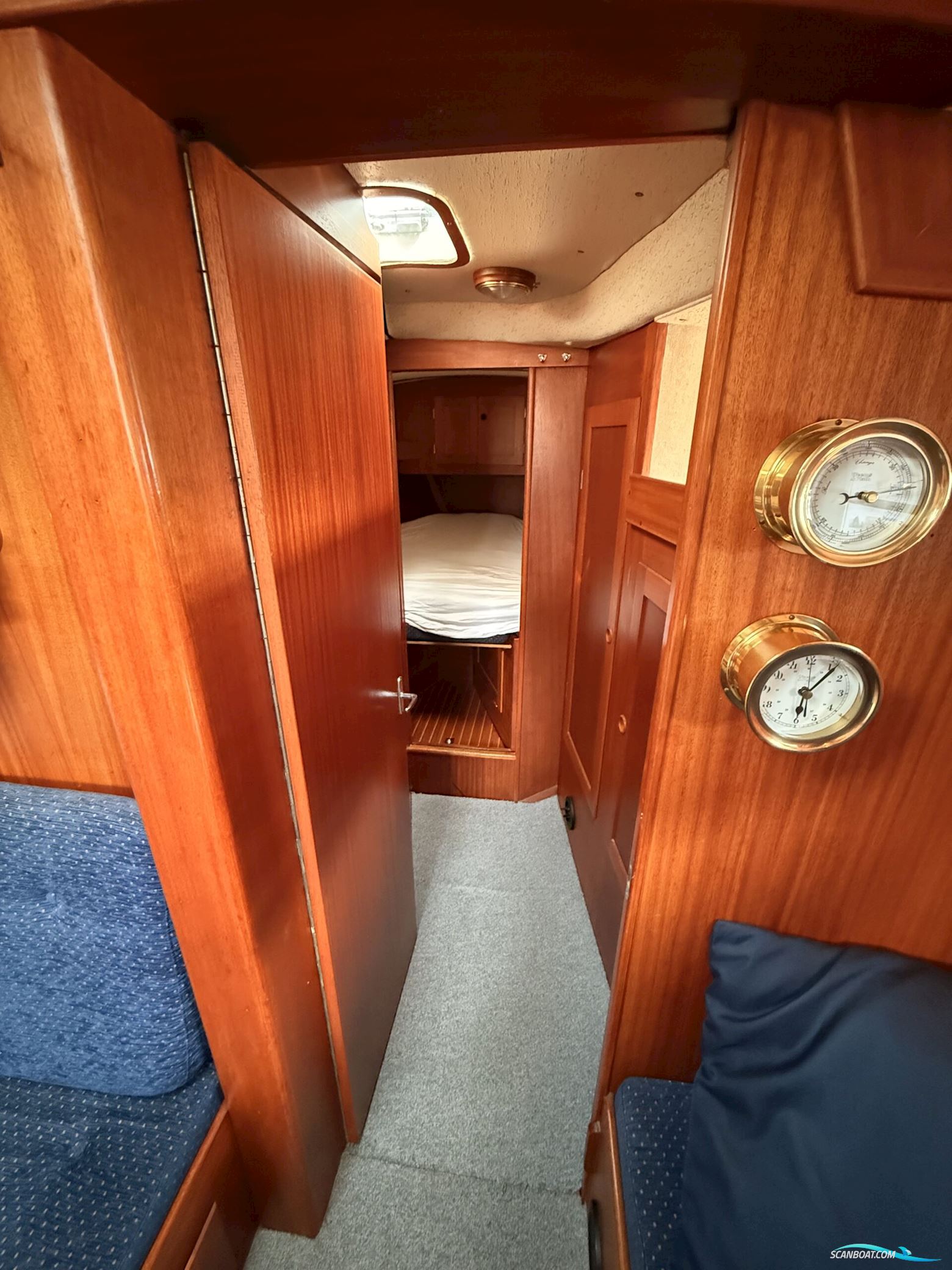 Hallberg Rassy 38, Forårspris 450.000,-