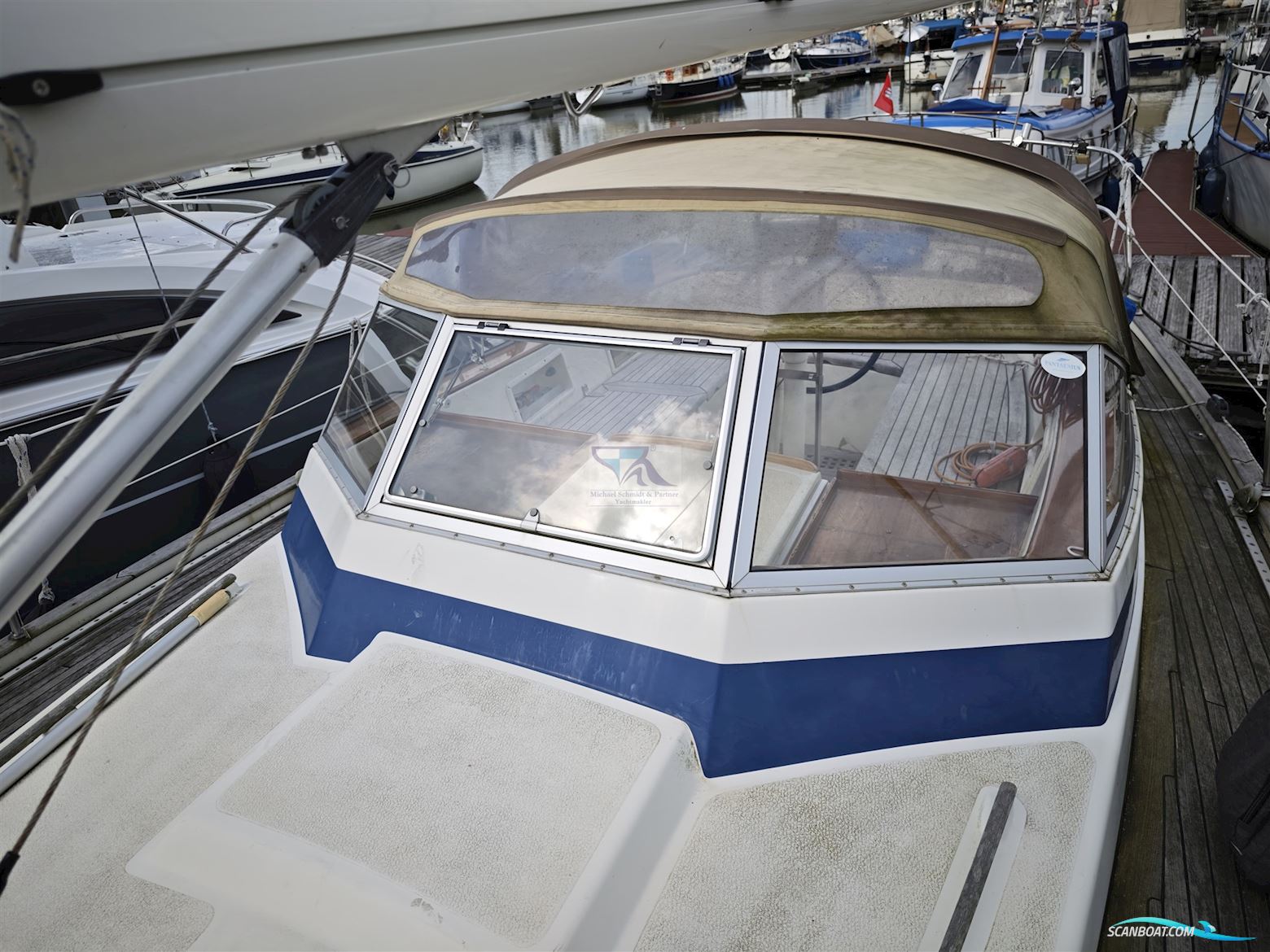 Hallberg Rassy 38