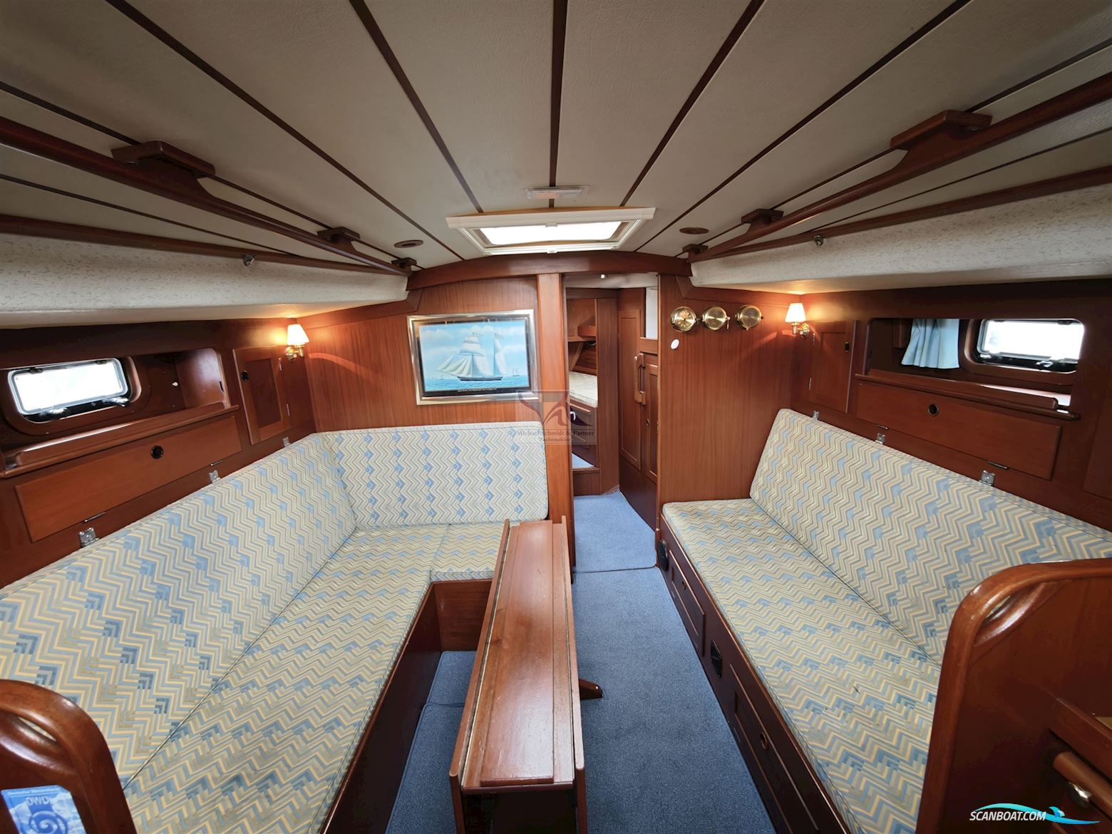 Hallberg Rassy 38