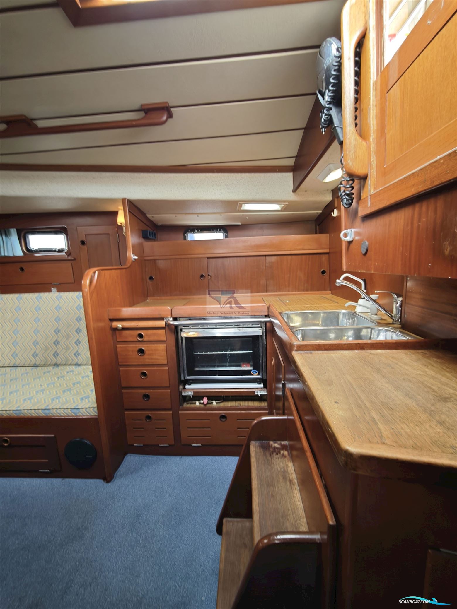 Hallberg Rassy 38