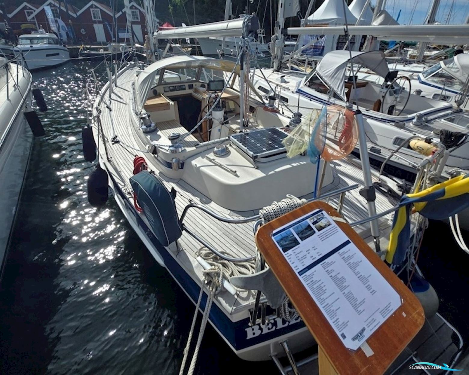 Hallberg-Rassy 382