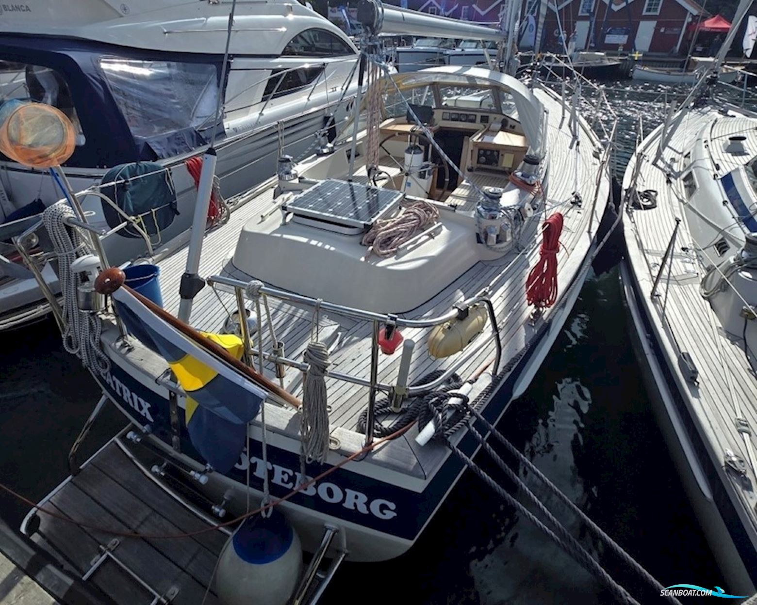 Hallberg-Rassy 382