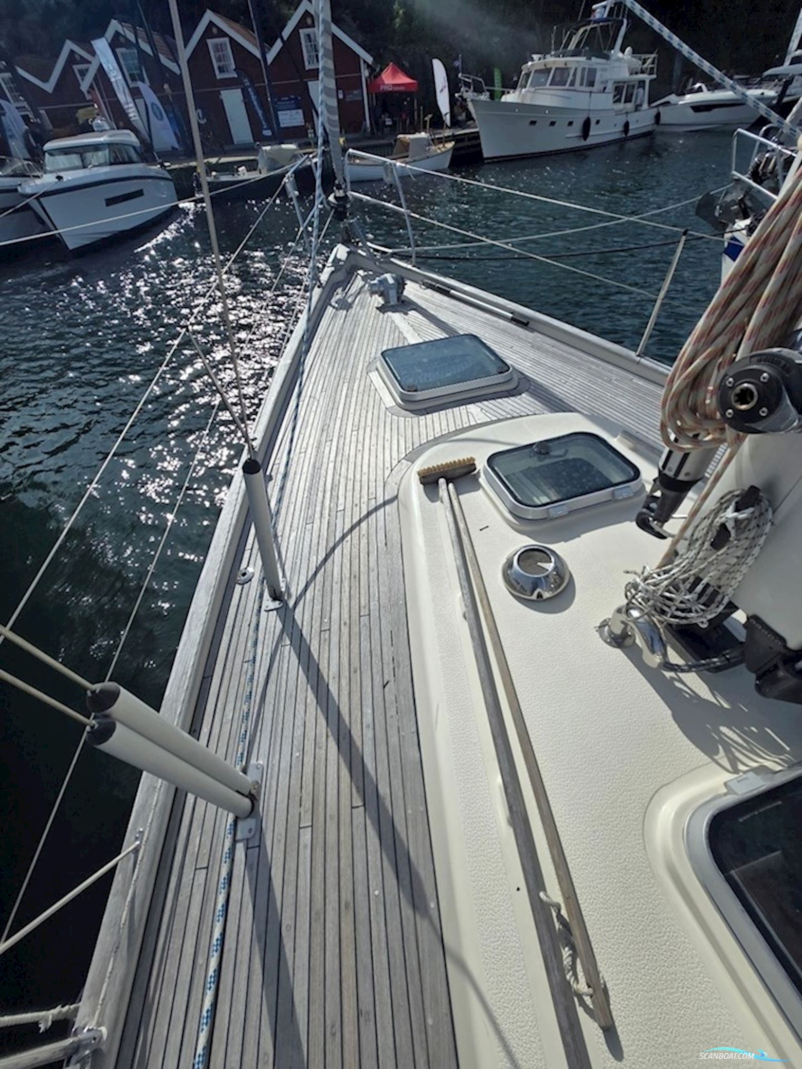 Hallberg-Rassy 382