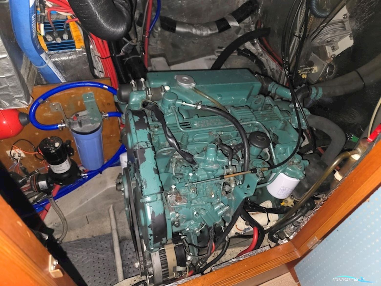 Hallberg-Rassy 382