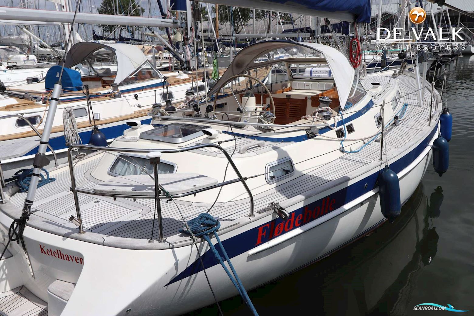 Hallberg Rassy 39