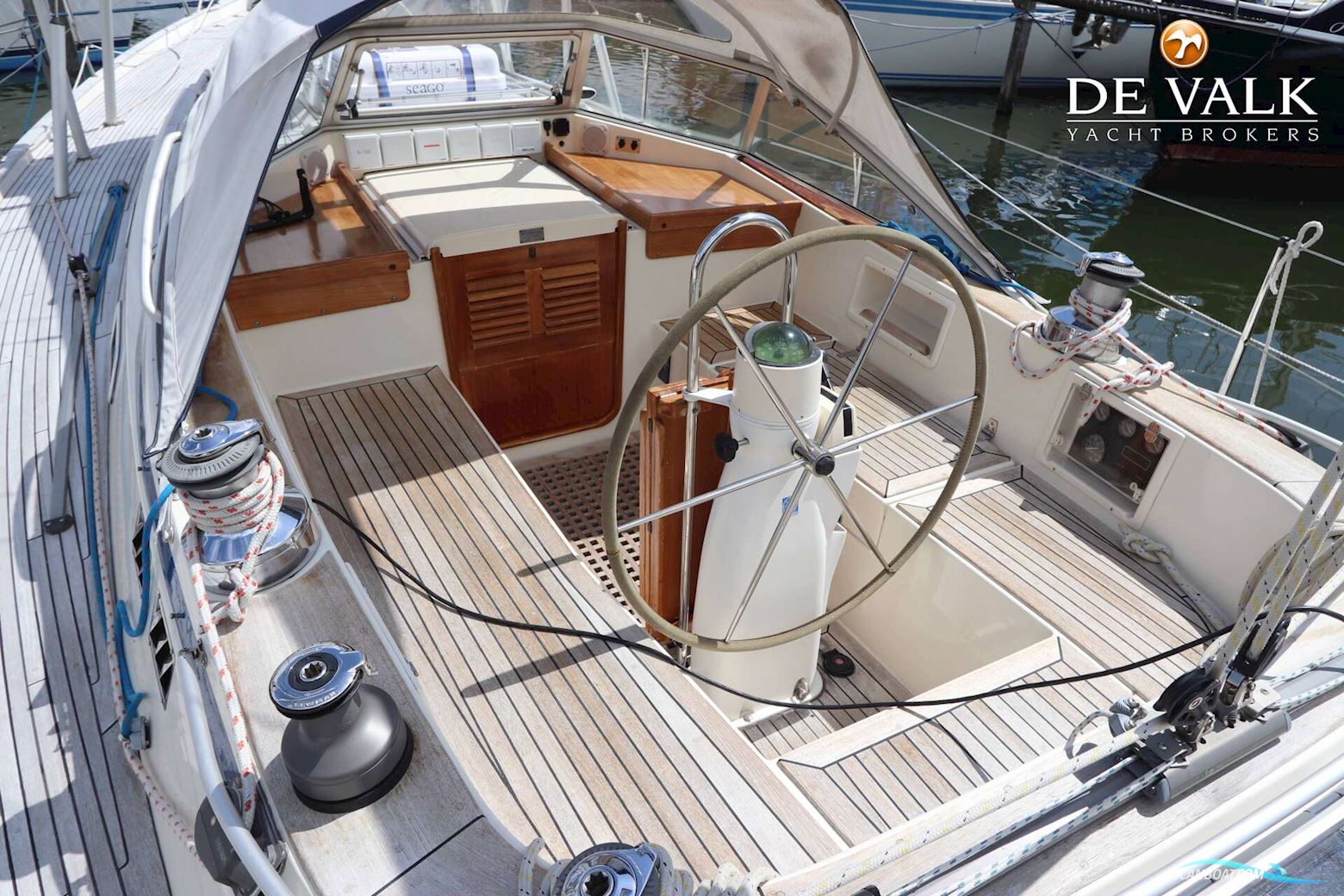 Hallberg Rassy 39