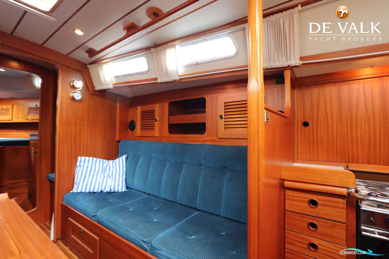 Hallberg Rassy 39