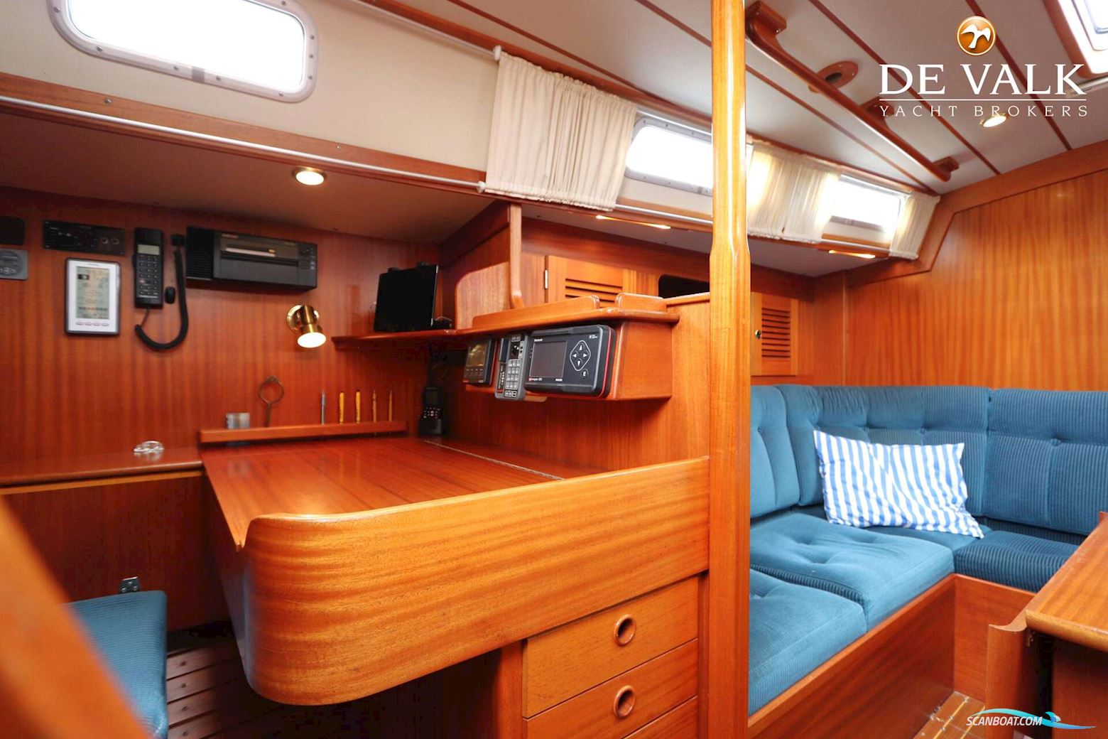 Hallberg Rassy 39
