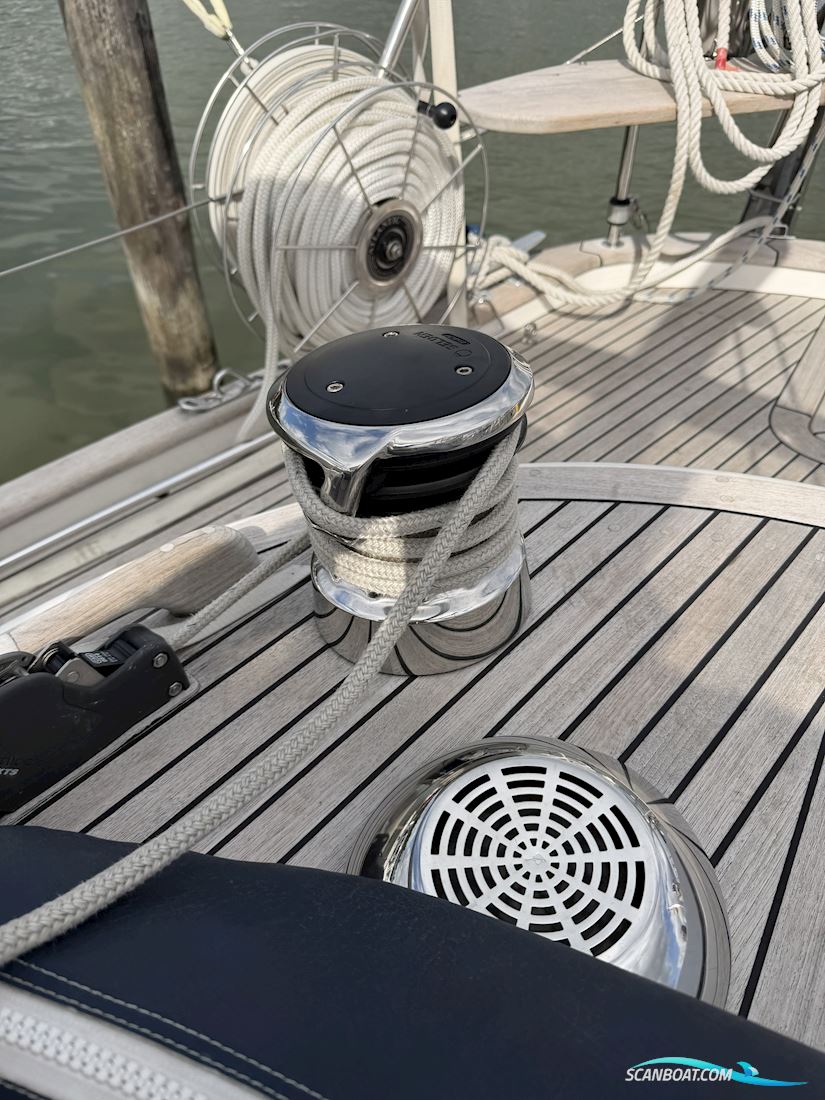 Hallberg-Rassy 39