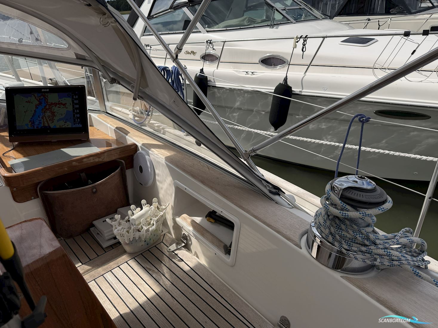 Hallberg-Rassy 39