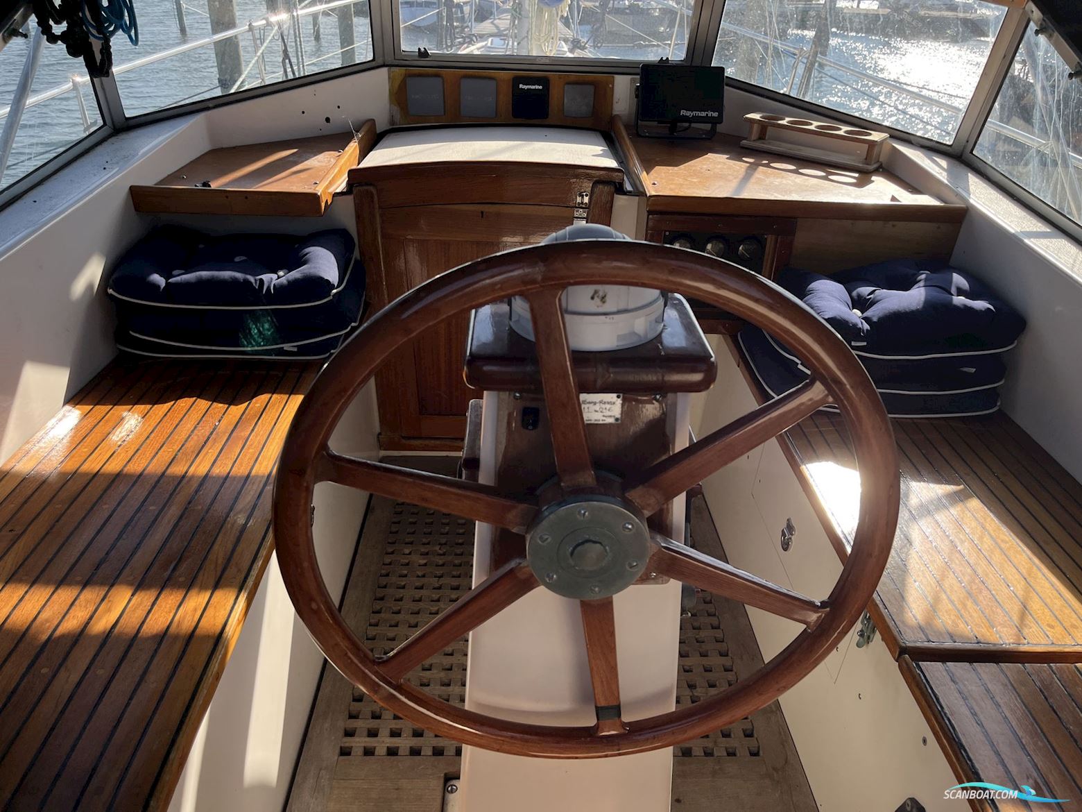 Hallberg Rassy 41