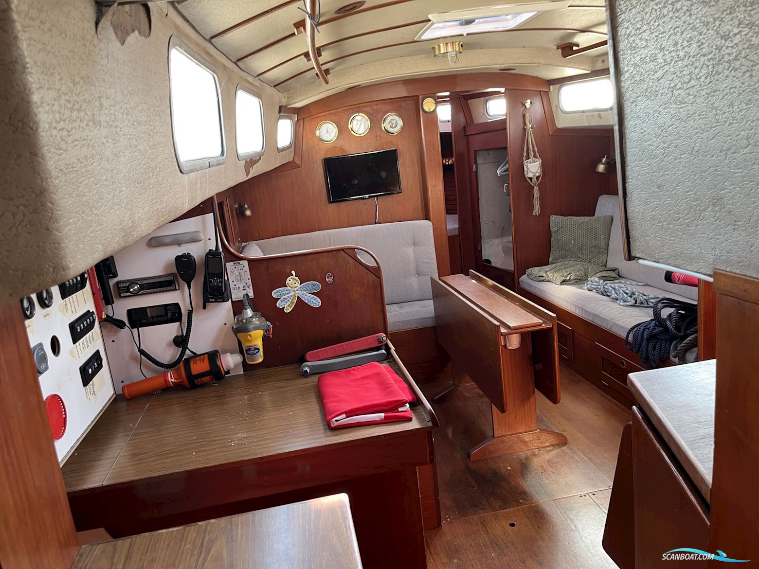 Hallberg Rassy 41