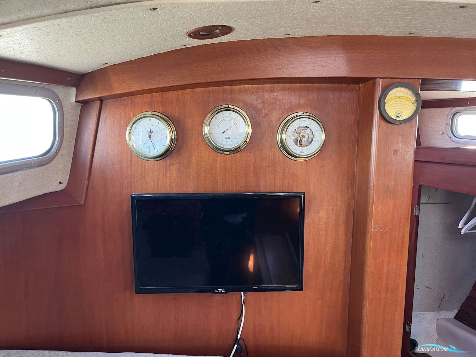 Hallberg Rassy 41